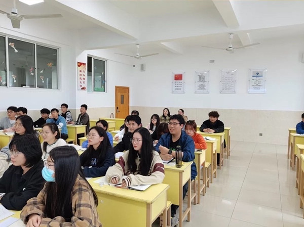 1619313881809076897.jpg 语文2.2.jpg