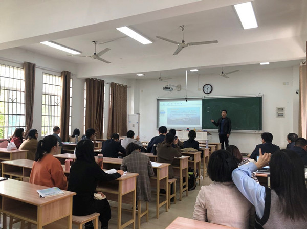 1619313231734092548.jpg 数学3.jpg